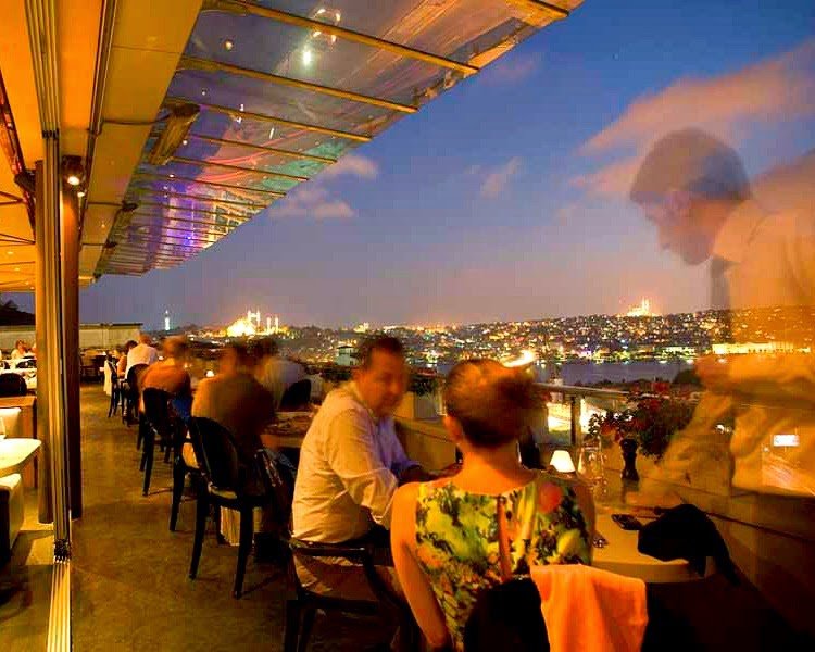 a restaurant in istanbul