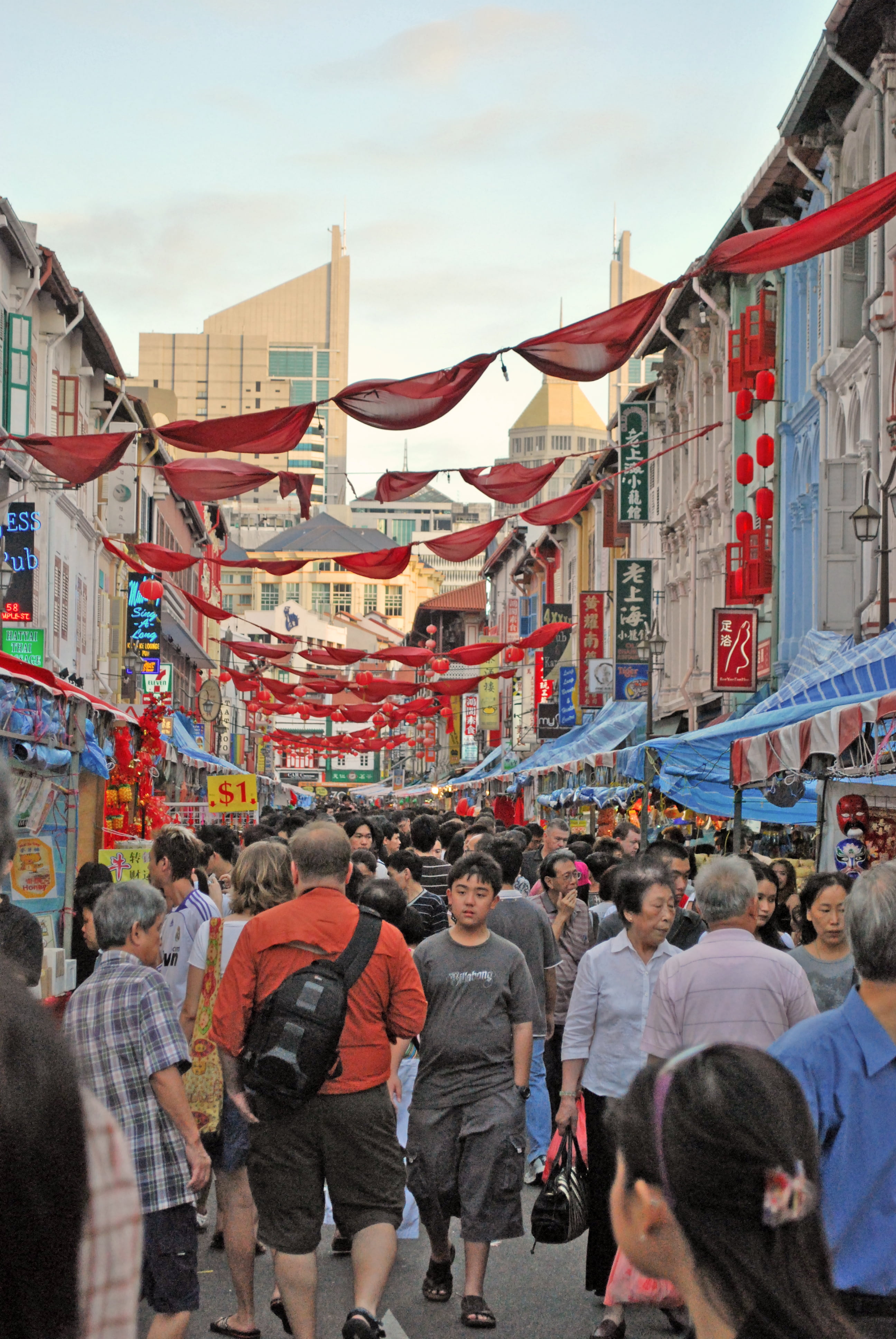 A buzzing street scene in Singapore's Chinatown