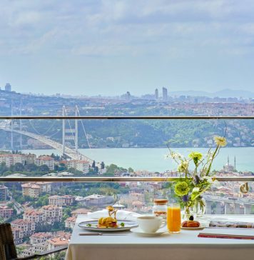 Breakfast on the terrace st the Raffles Istanbul in Turkey