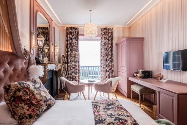 Hotel Review on Chateau des Aveniers Cruseilles by Flying Baguette Travel Blog