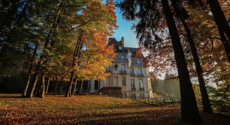 Hotel Review on Chateau des Aveniers Cruseilles by Flying Baguette Travel Blog