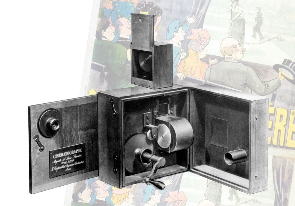 The cinématographe apparatus by the Lumiere Brothers